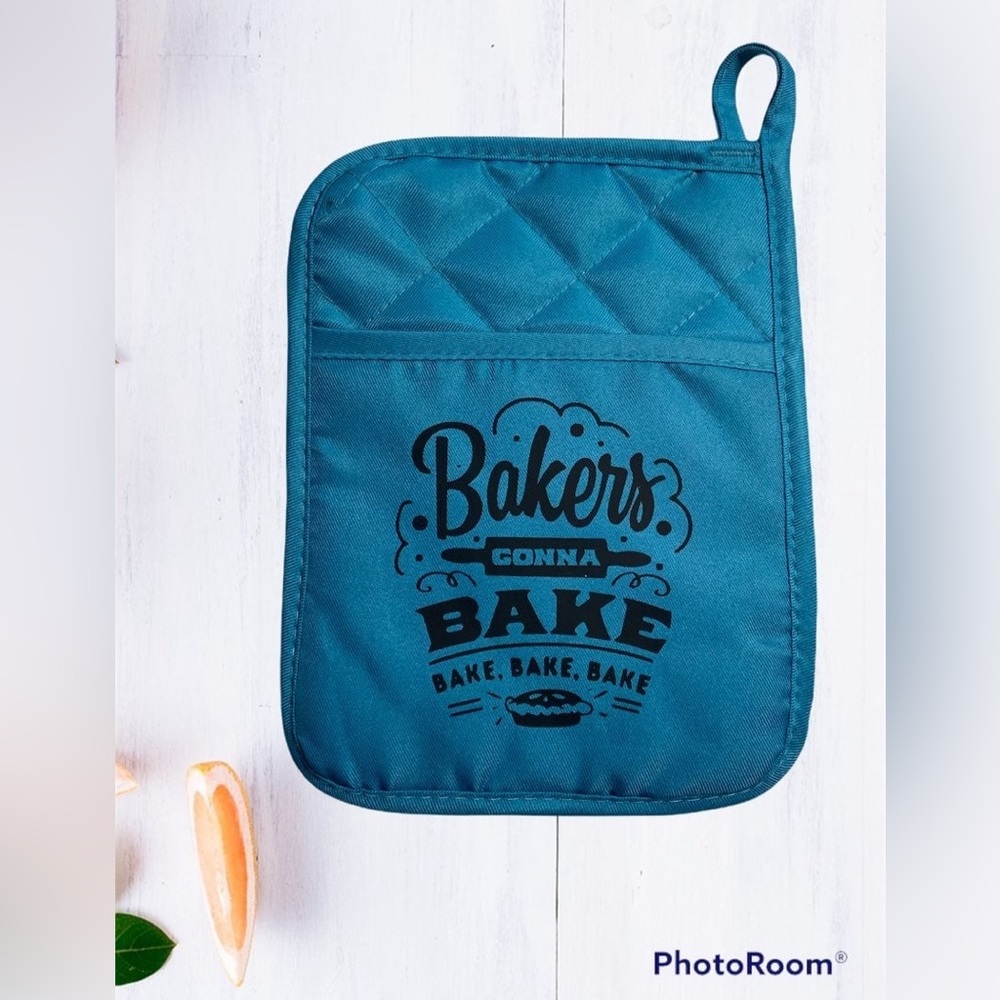 "Bakers Gonna Bake" Pocket Hot Pad